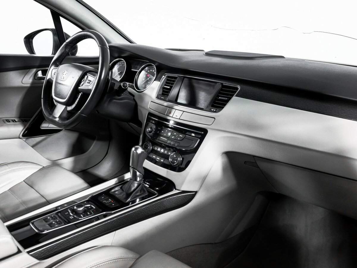 Peugeot 508, 2012 - Фото №8