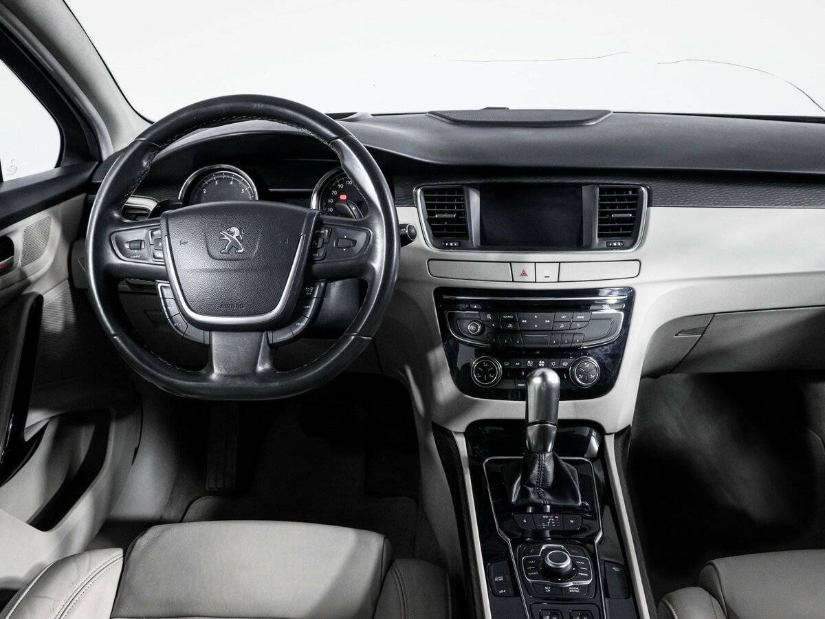Peugeot 508, 2012 - Фото №11