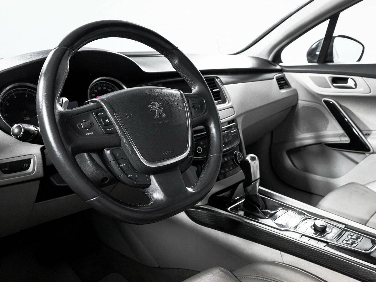Peugeot 508, 2012 - Фото №12