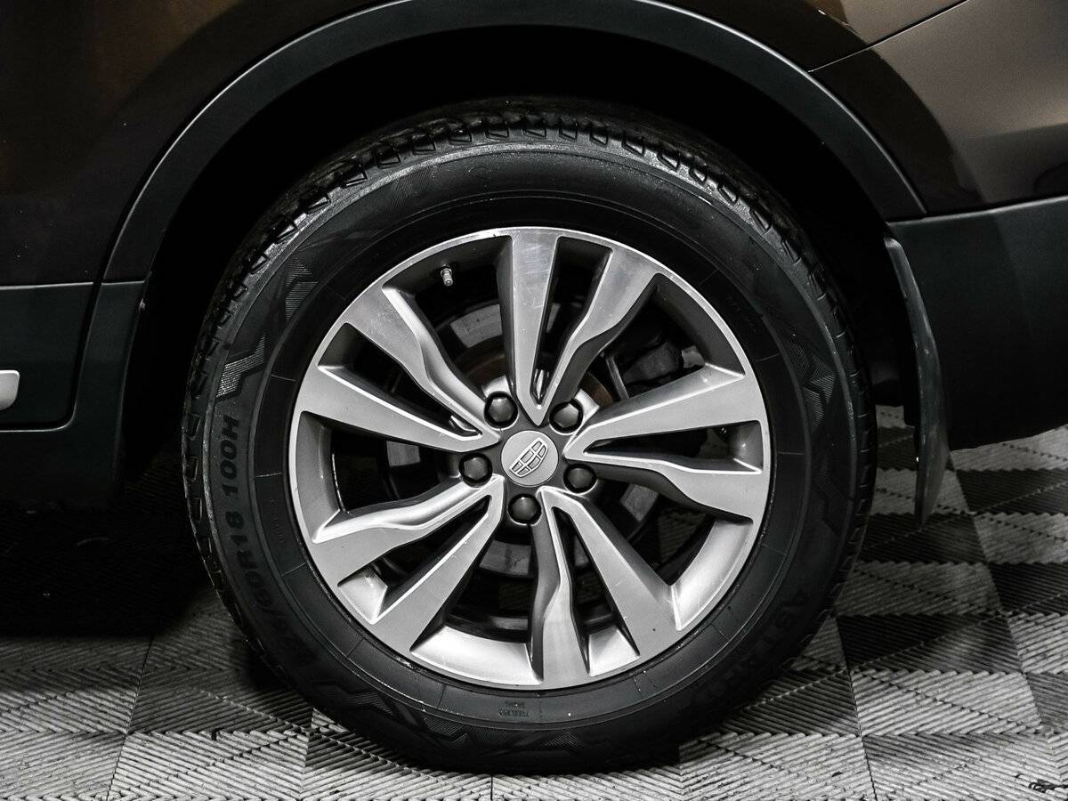 Geely Atlas, 2019 - Фото №13