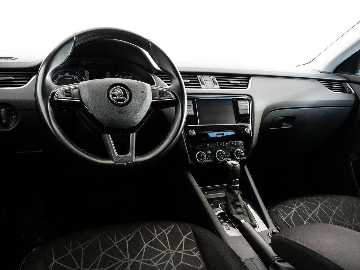 Skoda Octavia, 2018 - Фото №10