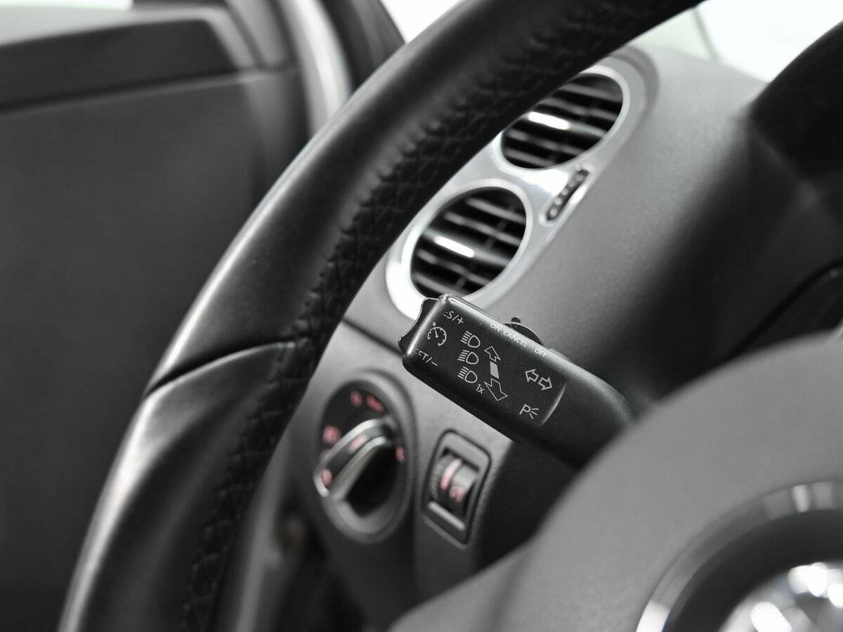 Volkswagen Tiguan, 2012 - Фото №8