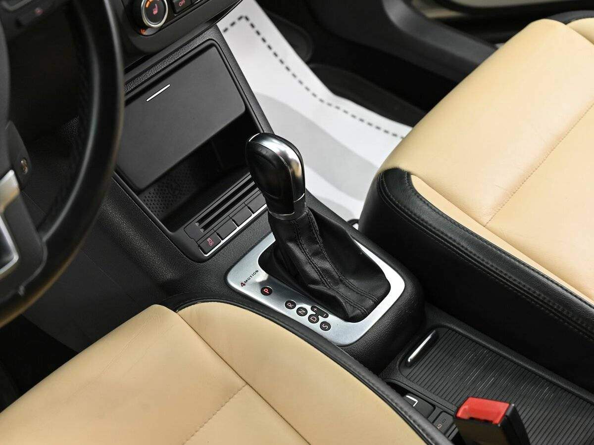 Volkswagen Tiguan, 2012 - Фото №11