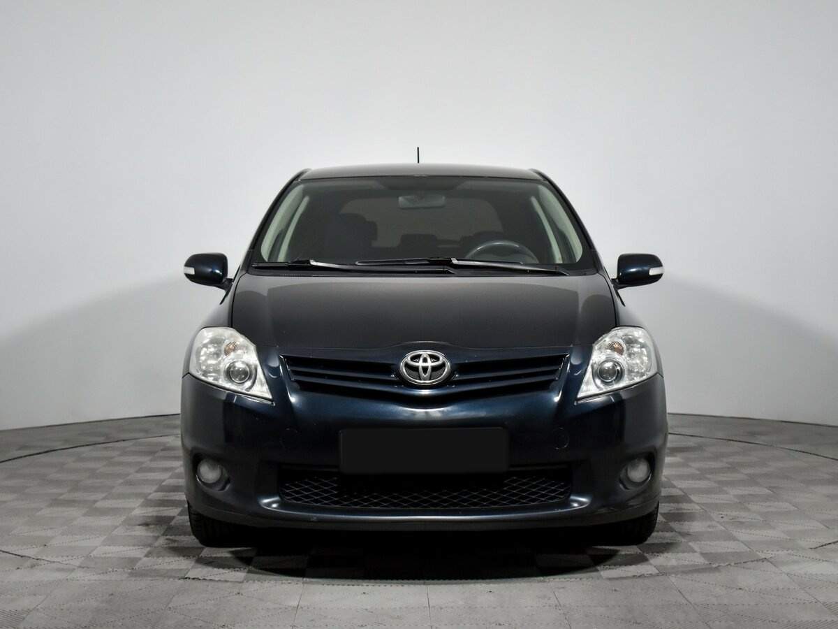 Toyota Auris, 2012 - Фото №1