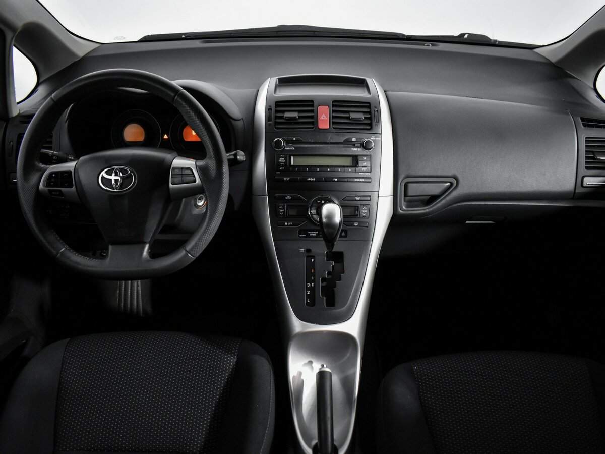 Toyota Auris, 2012 - Фото №15