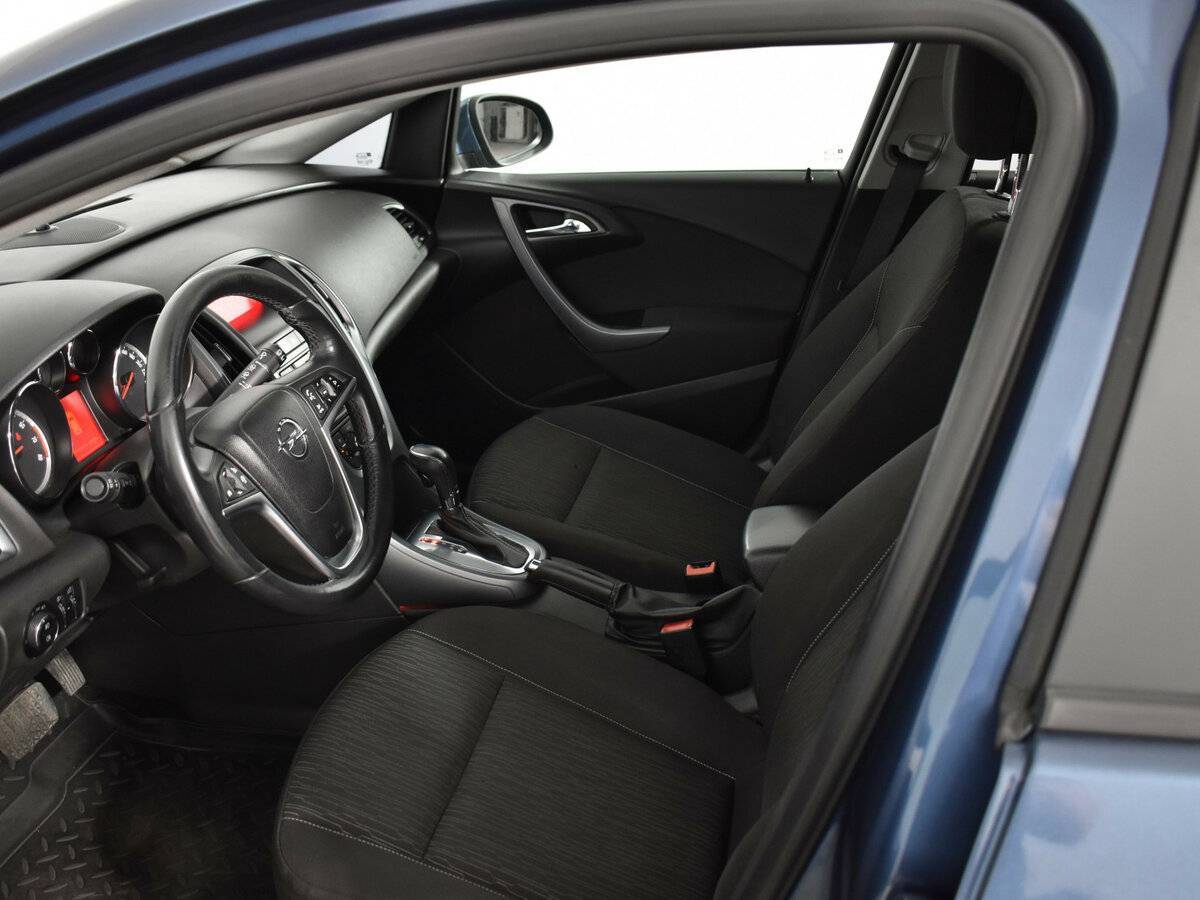 Opel Astra, 2012 - Фото №8