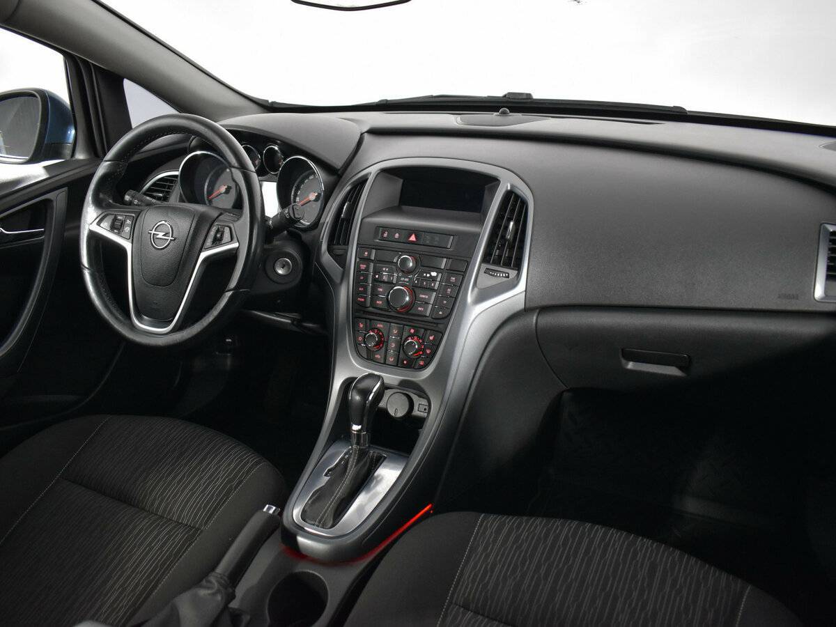 Opel Astra, 2012 - Фото №9