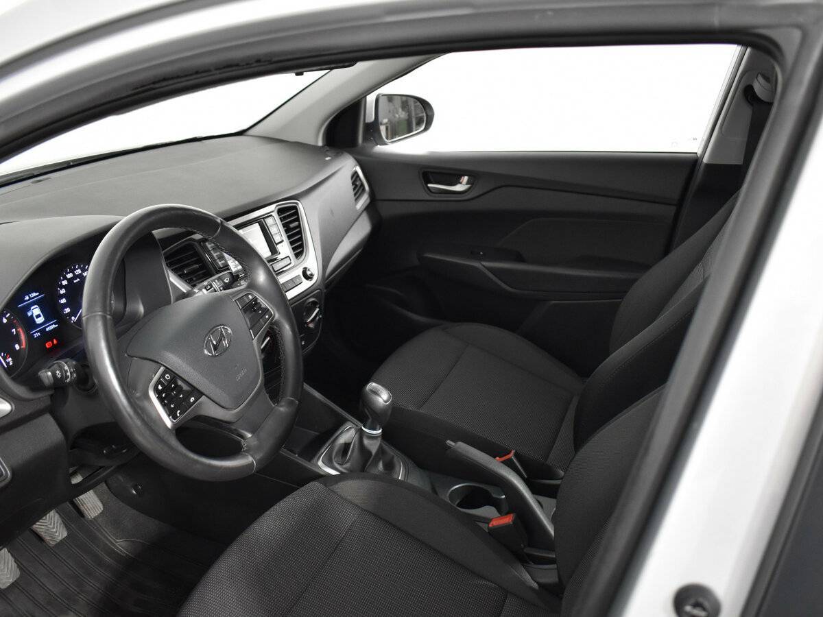 Hyundai Solaris, 2017 - Фото №8