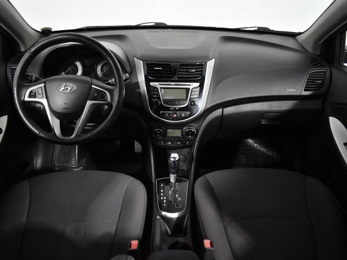 Hyundai Solaris, 2012 - Фото №9