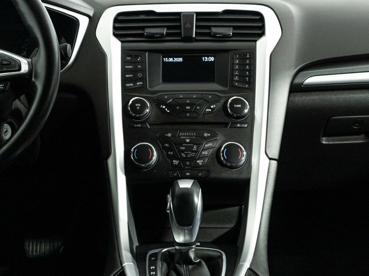 Ford Mondeo, 2015 - Фото №13