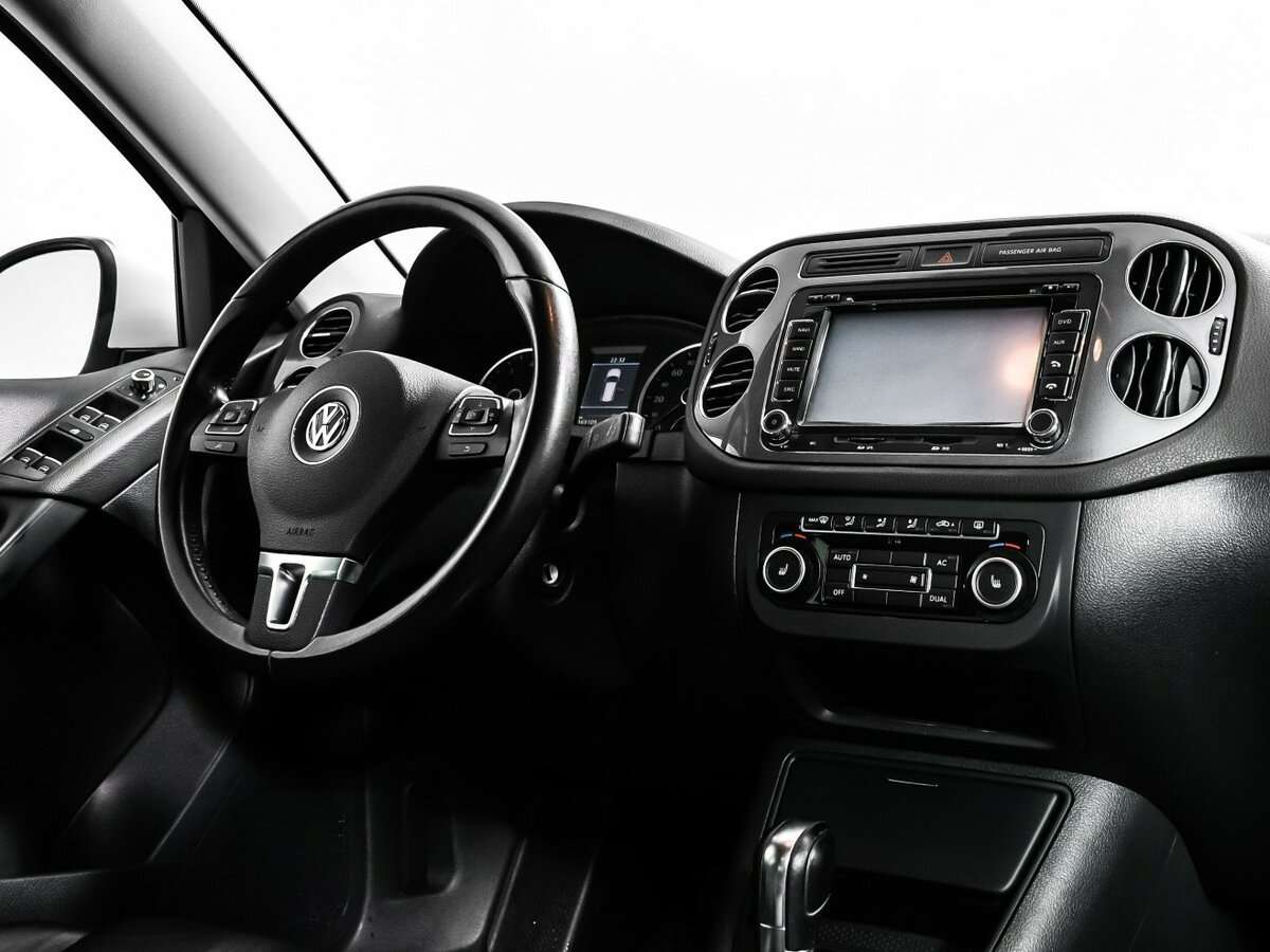 Volkswagen Tiguan, 2012 - Фото №8