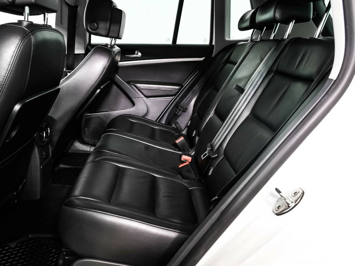 Volkswagen Tiguan, 2012 - Фото №12