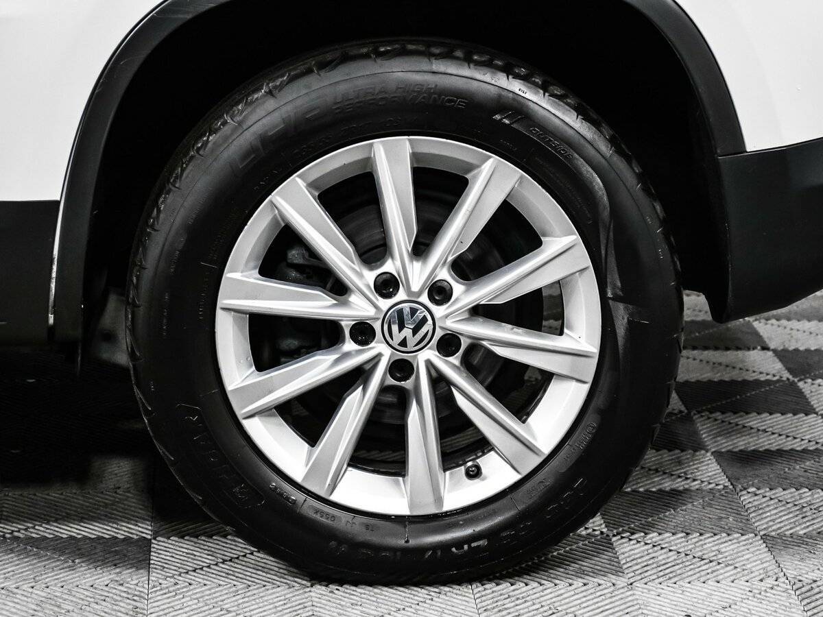 Volkswagen Tiguan, 2012 - Фото №13