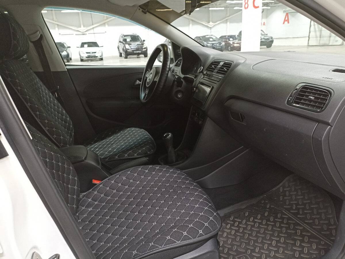 Volkswagen Polo, 2013 - Фото №10