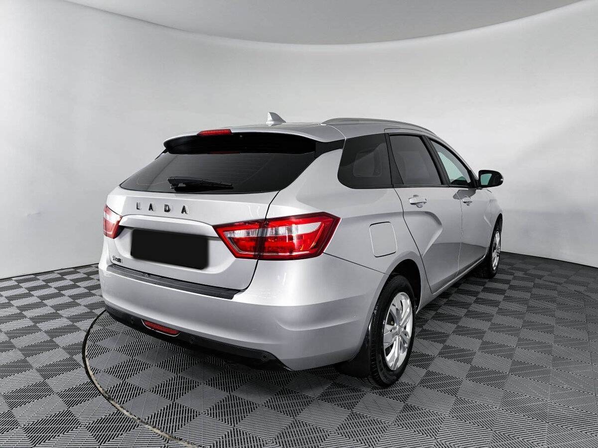Lada (ВАЗ) Vesta SW, 2021 - Фото №4