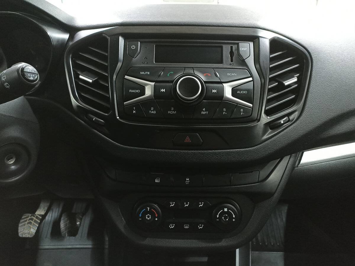 Lada (ВАЗ) Vesta SW, 2020 - Фото №14