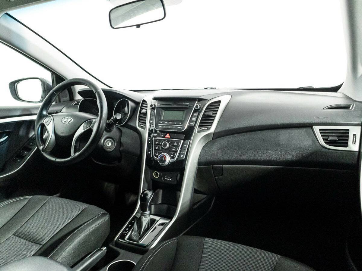 Hyundai i30, 2012 - Фото №8