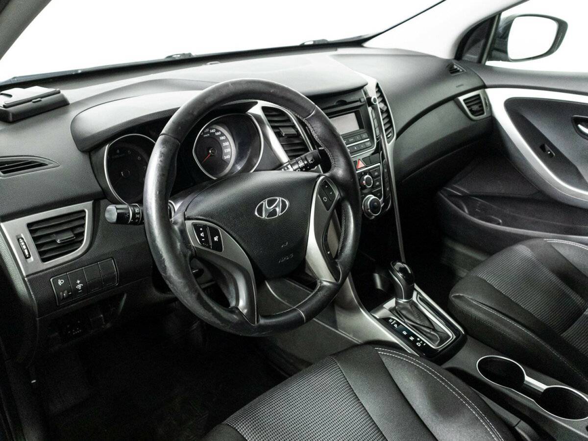 Hyundai i30, 2012 - Фото №10