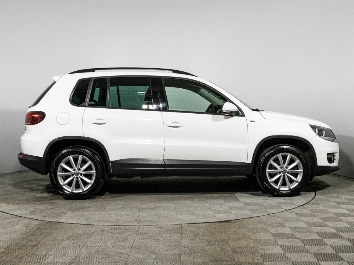 Volkswagen Tiguan, 2015 - Фото №3