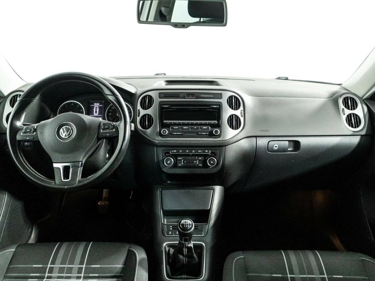 Volkswagen Tiguan, 2015 - Фото №12