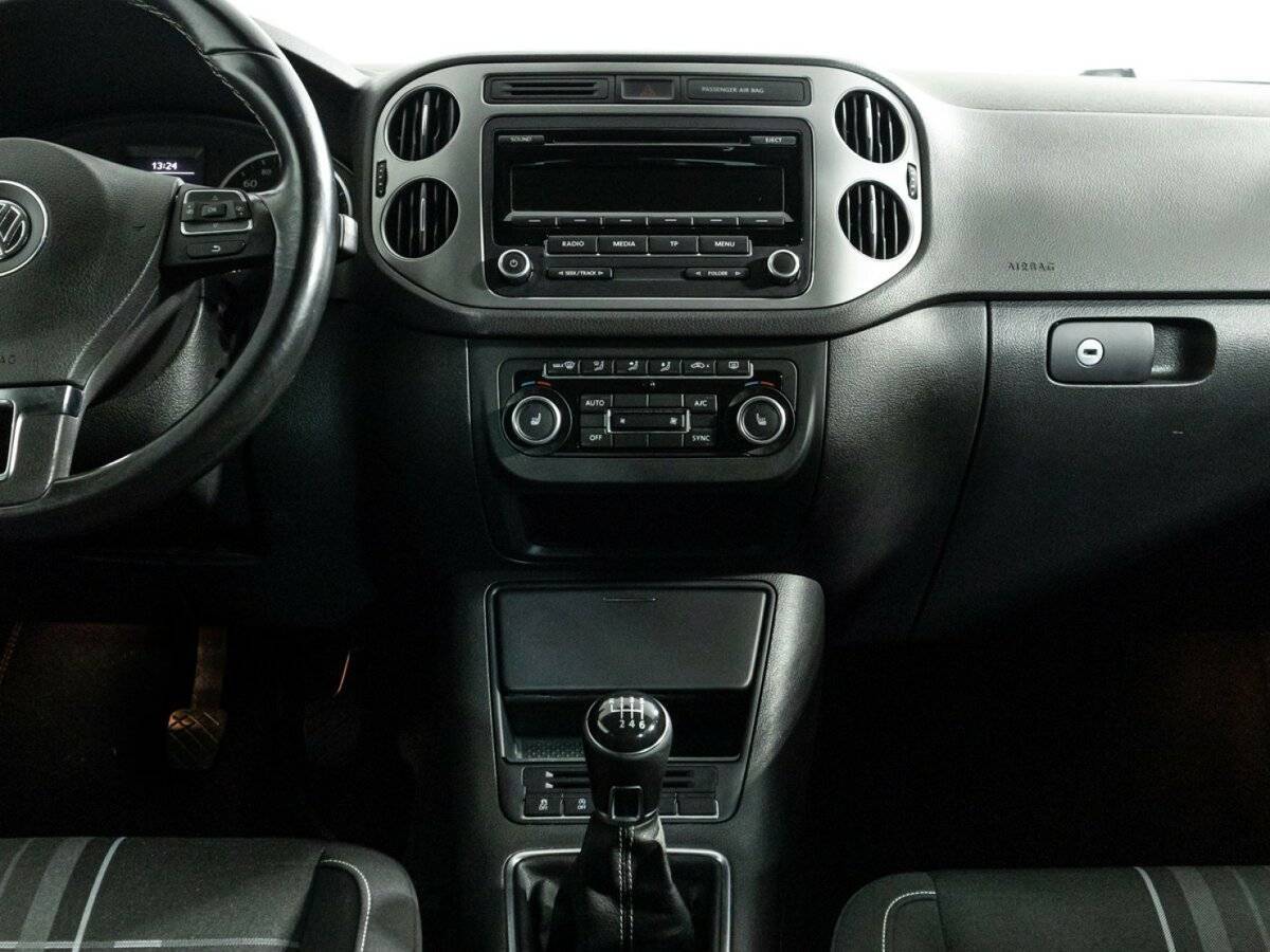 Volkswagen Tiguan, 2015 - Фото №13