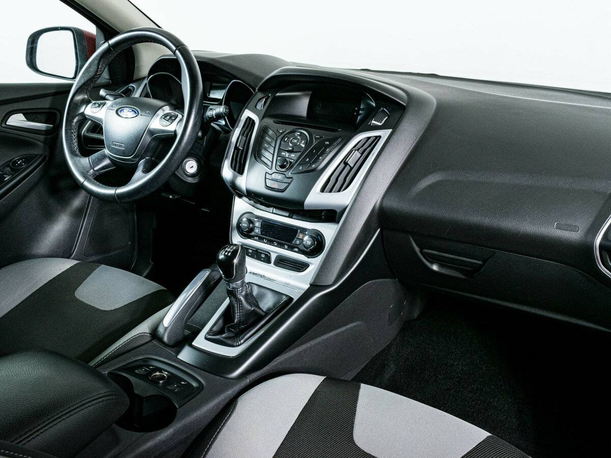 Ford Focus, 2012 - Фото №9