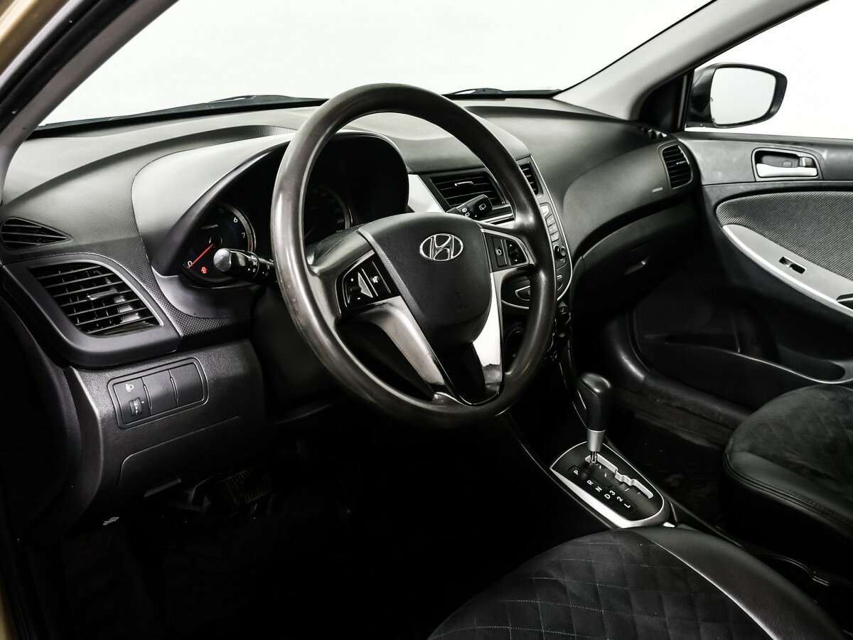 Hyundai Solaris, 2012 - Фото №12