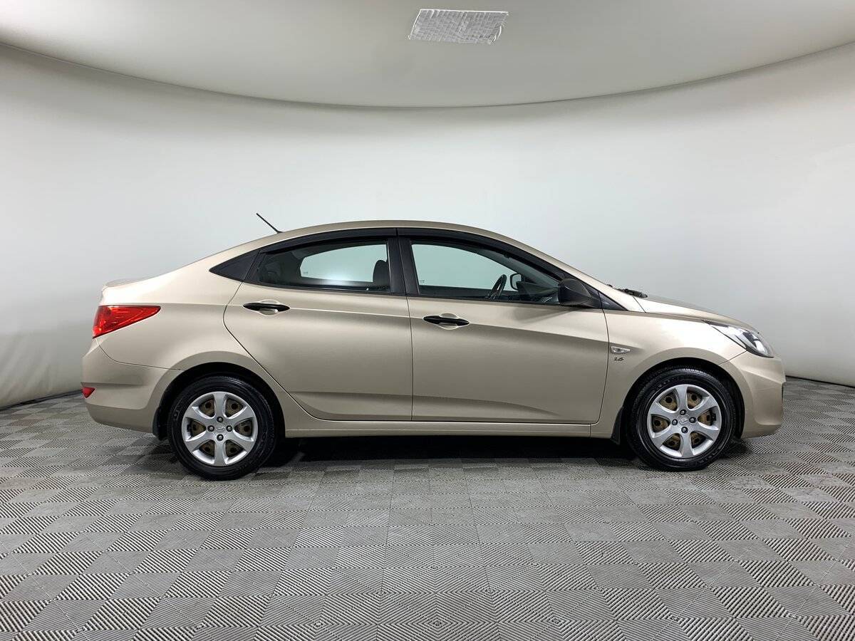Hyundai Solaris, 2012 - Фото №3
