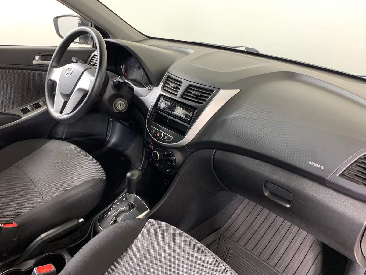 Hyundai Solaris, 2012 - Фото №12