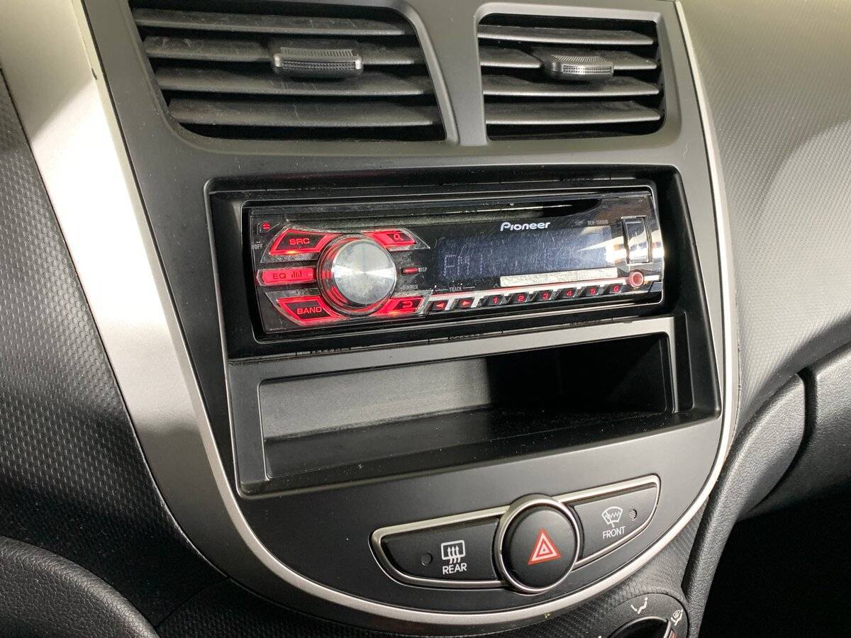 Hyundai Solaris, 2012 - Фото №14