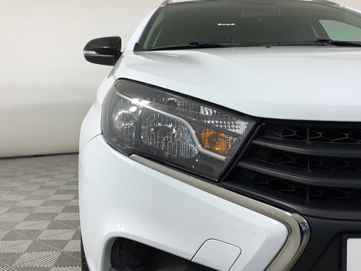 Lada (ВАЗ) Vesta SW, 2021 - Фото №9