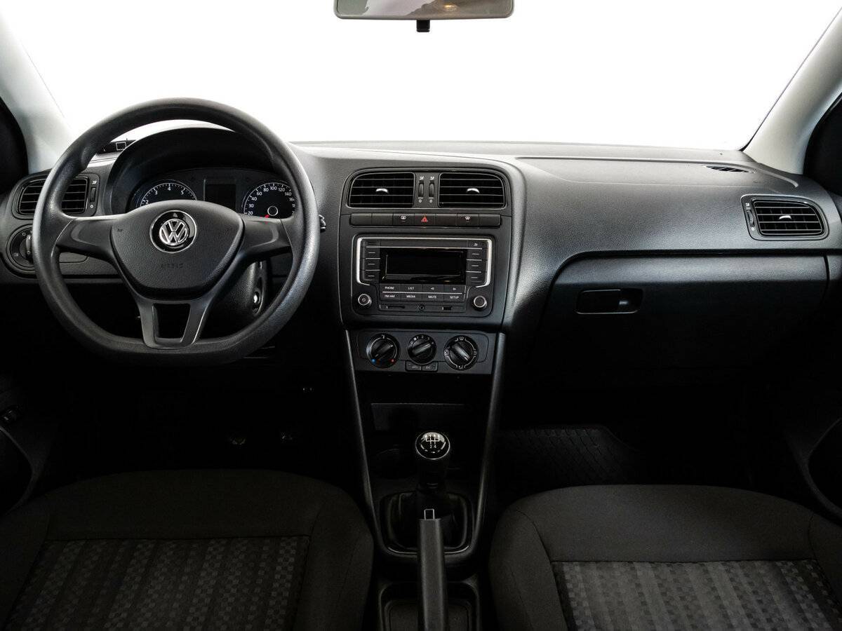 Volkswagen Polo, 2017 - Фото №9