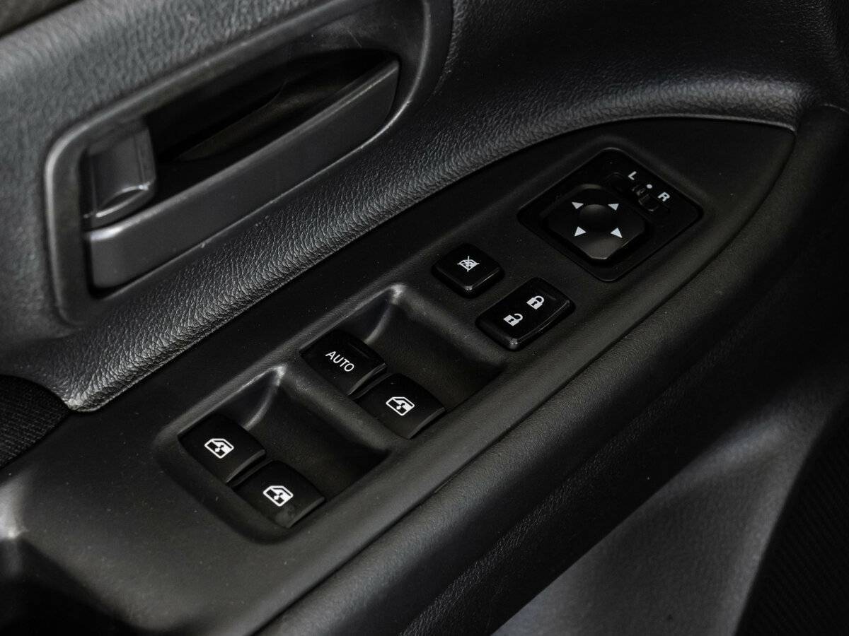 Mitsubishi Outlander, 2018 - Фото №13