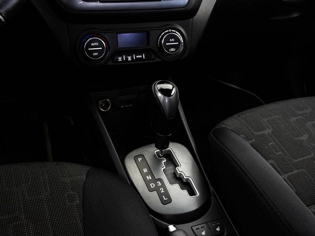 Kia Rio 4-speed, 2012 - Фото №9