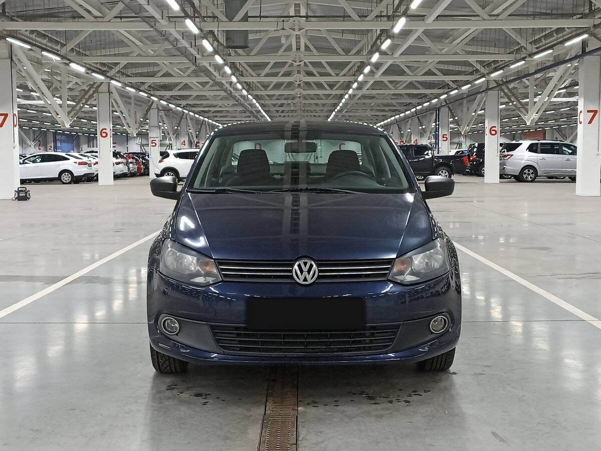 Volkswagen Polo, 2015 - Фото №1