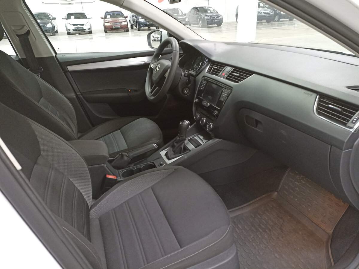 Skoda Octavia, 2018 - Фото №10