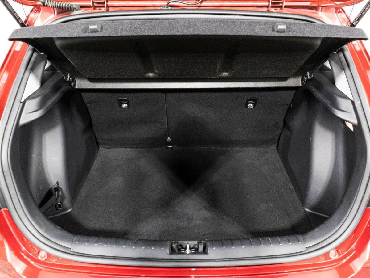 Kia Rio X-Line, 2018 - Фото №14