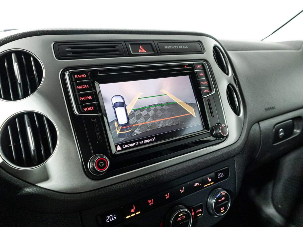 Volkswagen Tiguan, 2016 - Фото №15