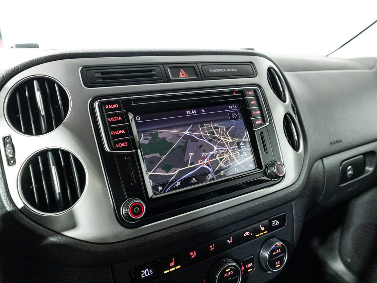 Volkswagen Tiguan, 2016 - Фото №16