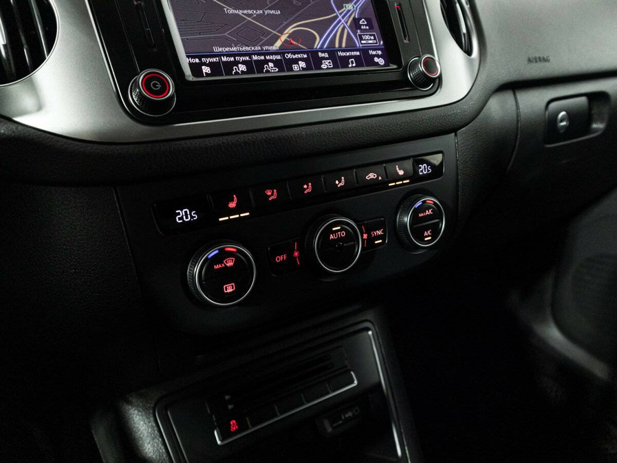 Volkswagen Tiguan, 2016 - Фото №17