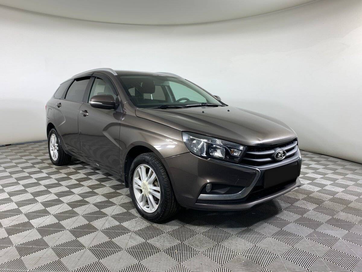 Lada (ВАЗ) Vesta SW, 2018 - Фото №2