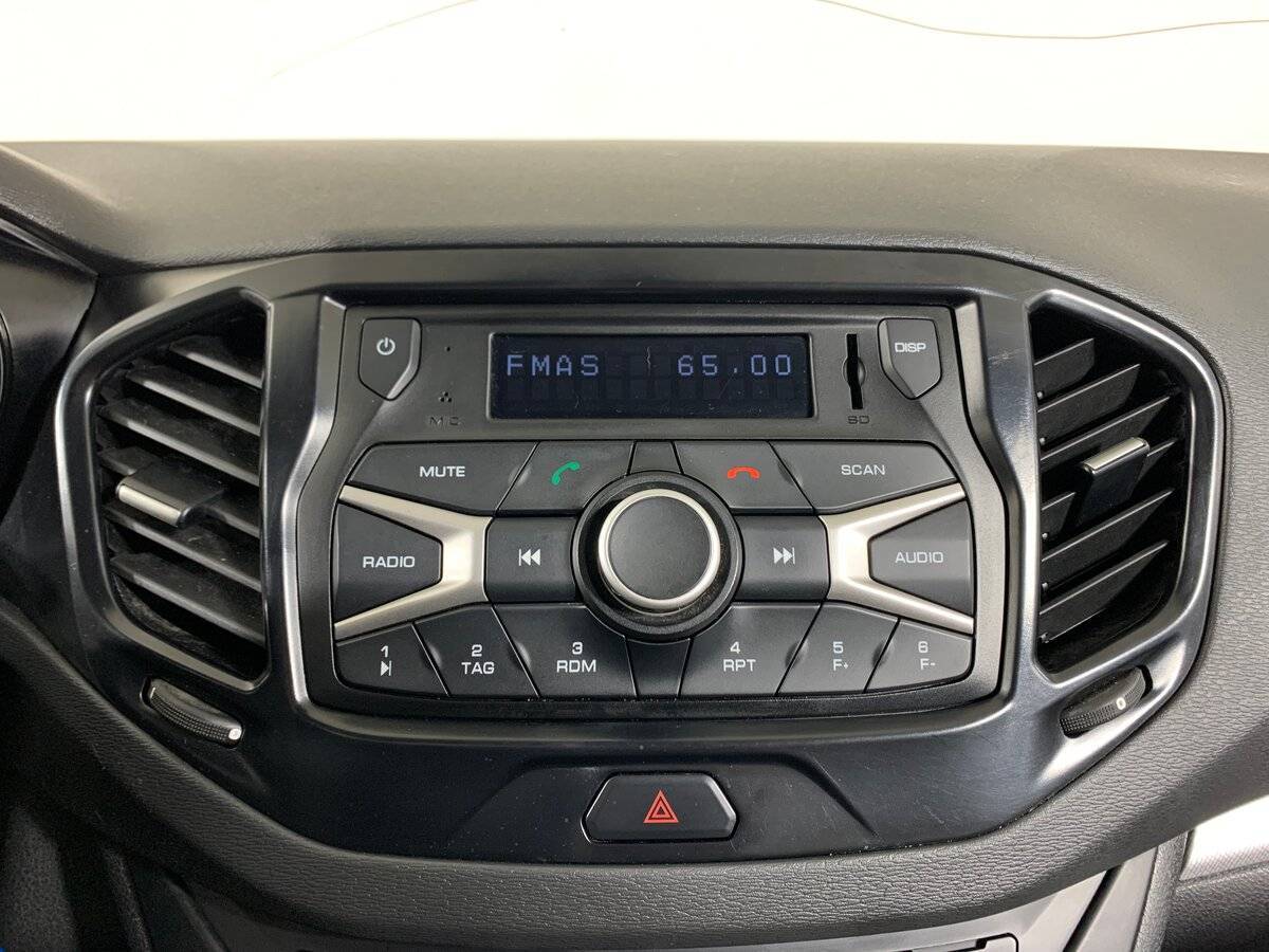 Lada (ВАЗ) Vesta SW, 2018 - Фото №14