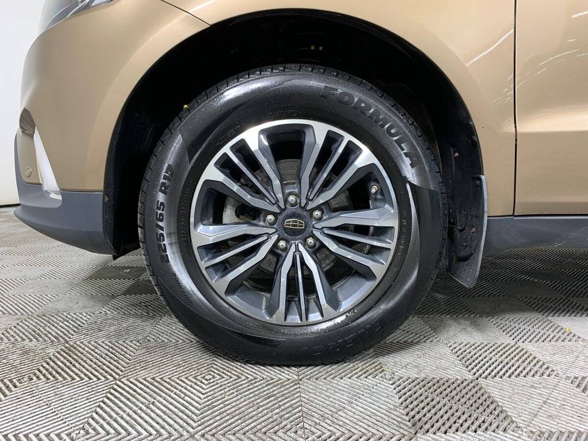 Geely Emgrand X7, 2020 - Фото №8