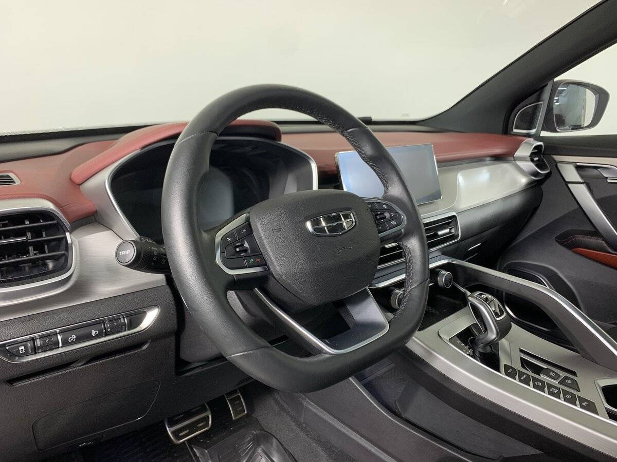 Geely Coolray, 2022 - Фото №10