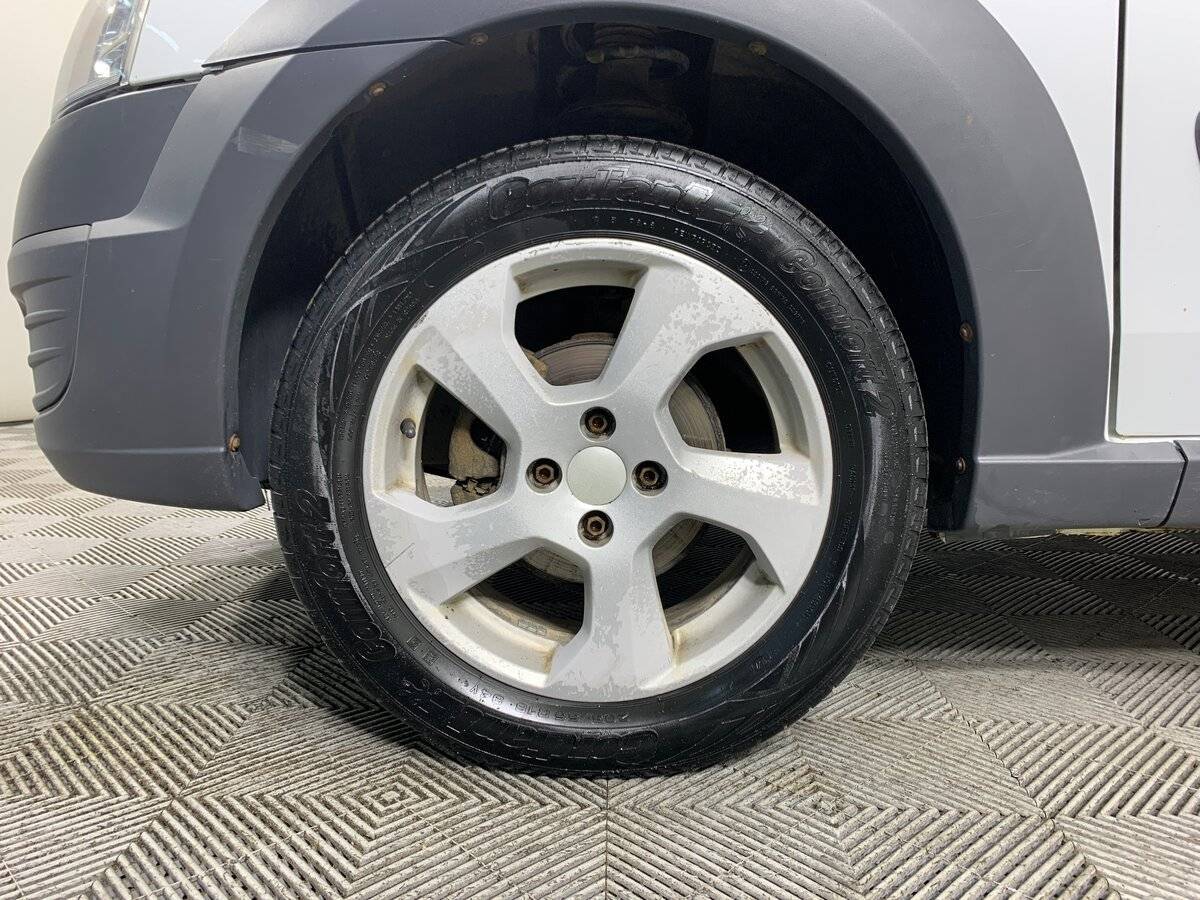 Lada (ВАЗ) Largus Cross, 2018 - Фото №8