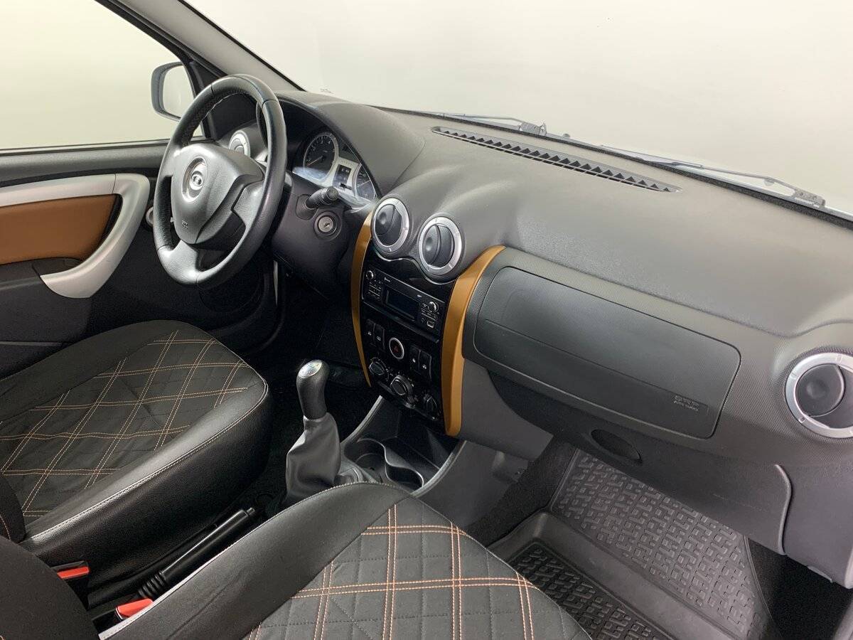 Lada (ВАЗ) Largus Cross, 2018 - Фото №12