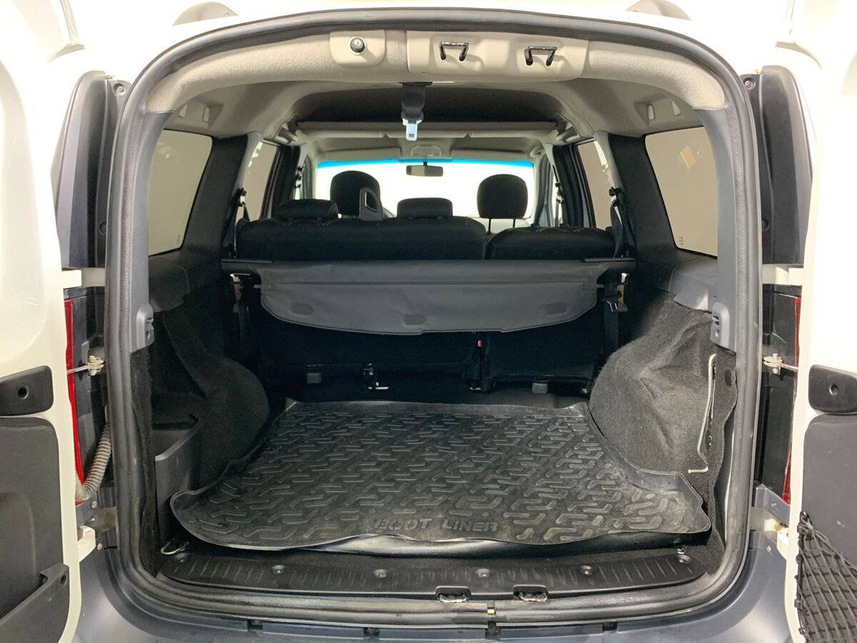 Lada (ВАЗ) Largus Cross, 2018 - Фото №18