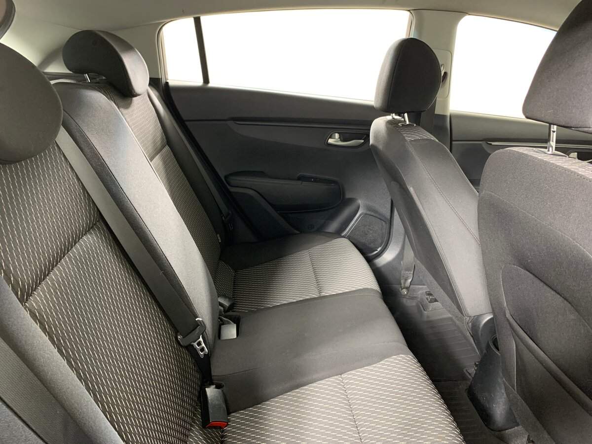 Kia Rio X-Line, 2018 - Фото №16