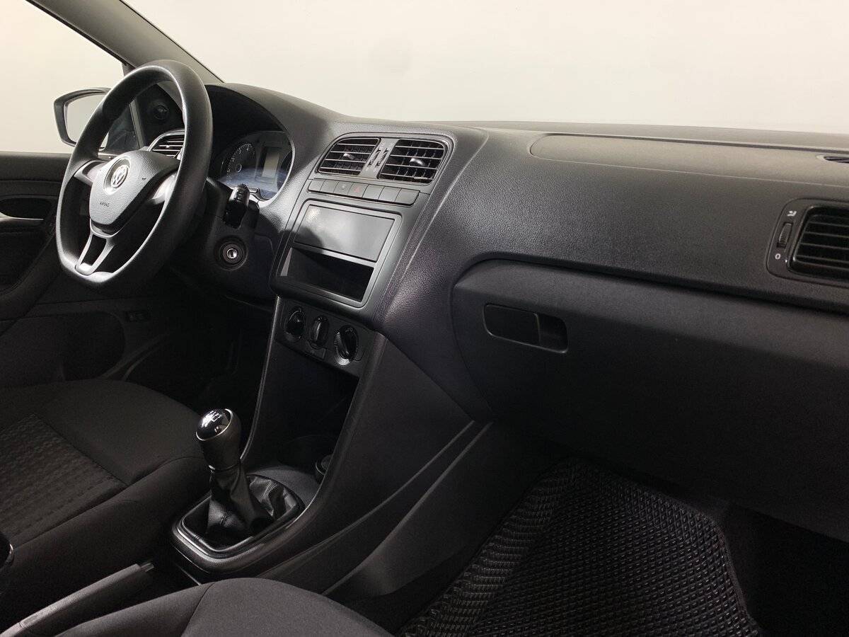 Volkswagen Polo, 2018 - Фото №12