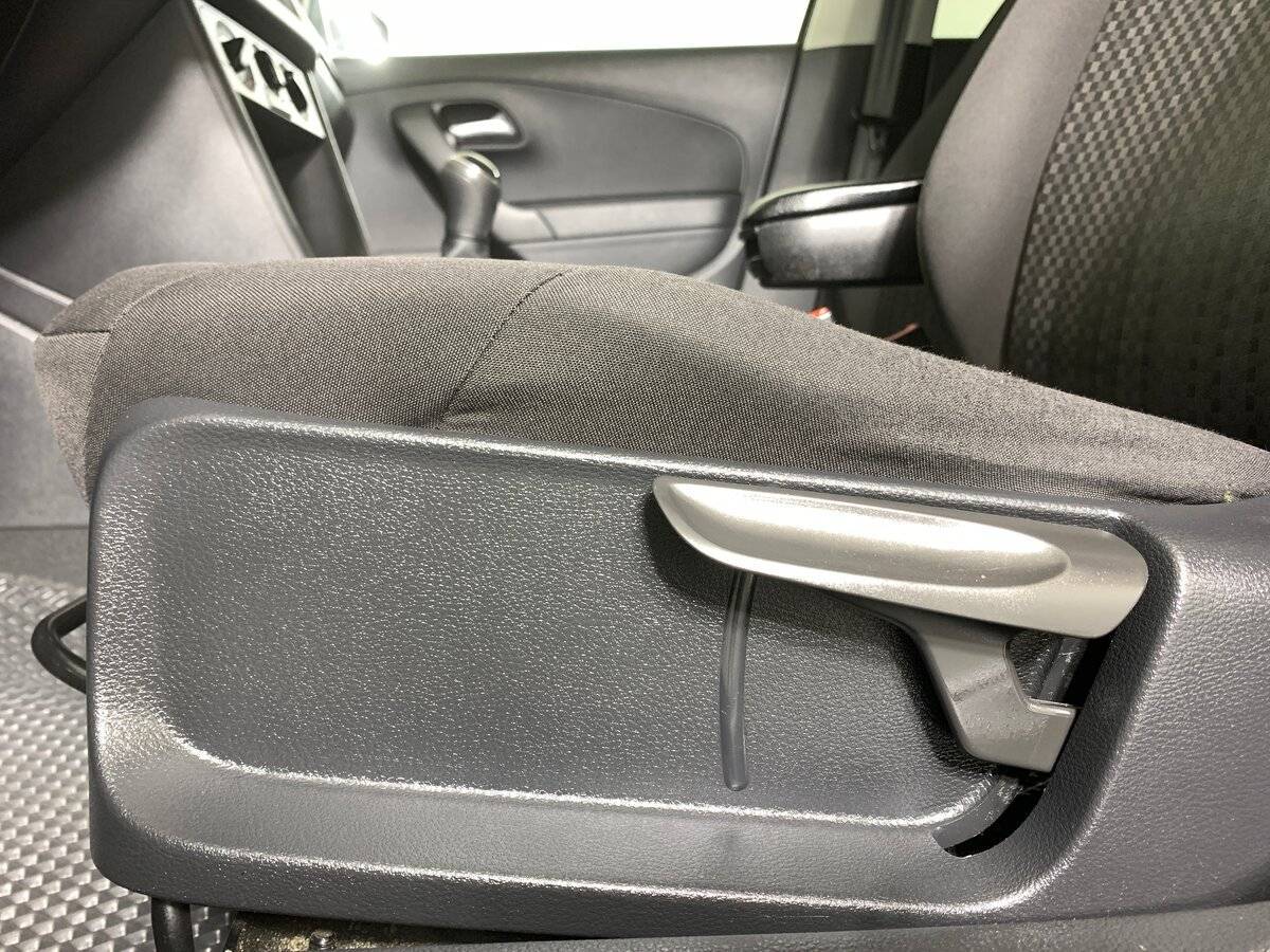 Volkswagen Polo, 2018 - Фото №14